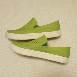 Kids crocs